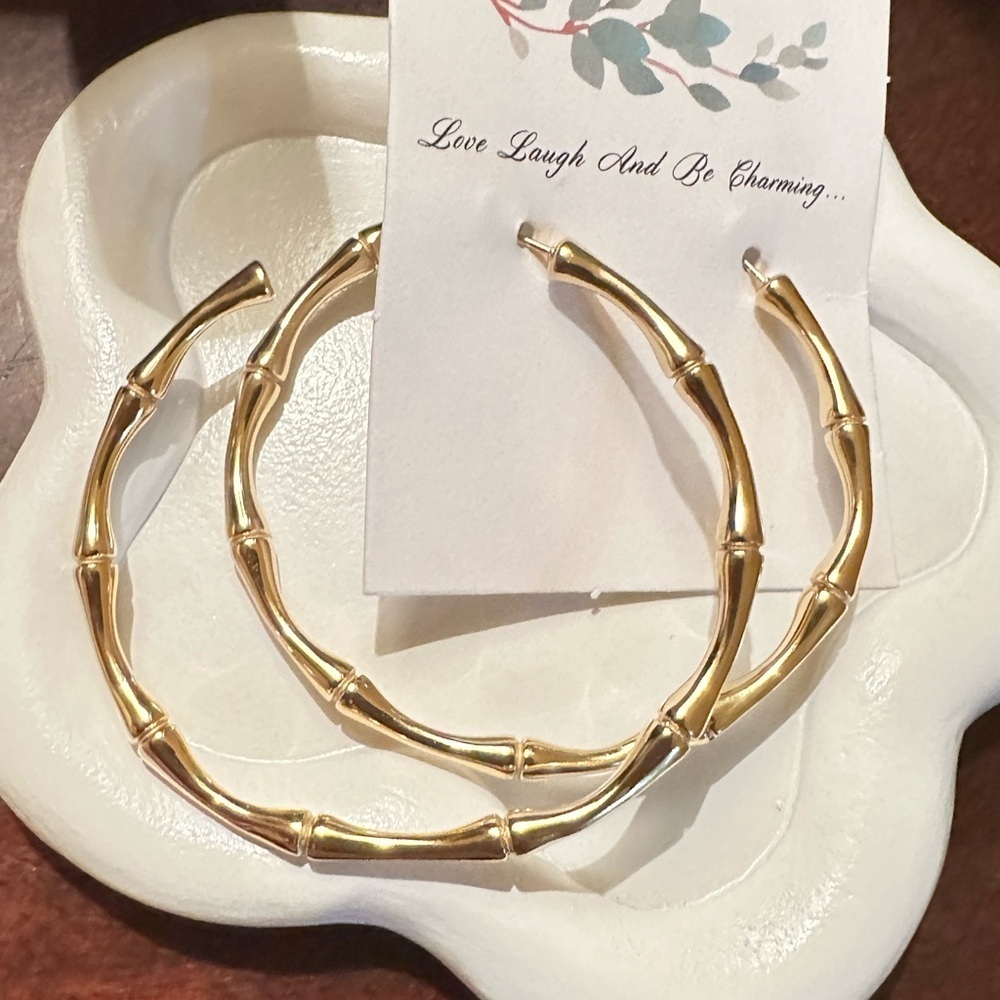 New Arrival Classic Large Bamboo Gold Hoop Earrings - Picture 6 of 7